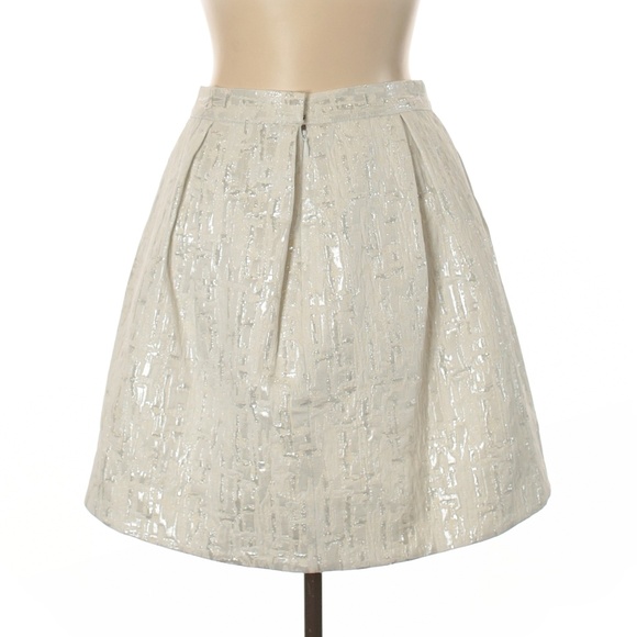 Hunter Dixon Metallic White Skirt - Picture 2 of 2